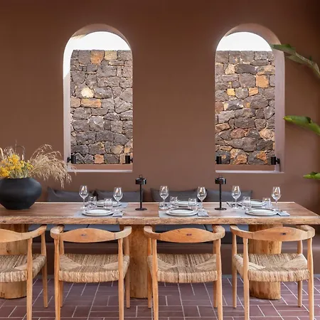 Arota Exclusive Villa *
